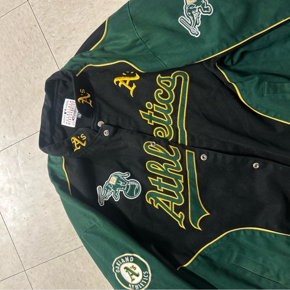 Genuine Merchandise Oakland A's Green and Black Varsity Bomber Jacket - Picture 4 of 13